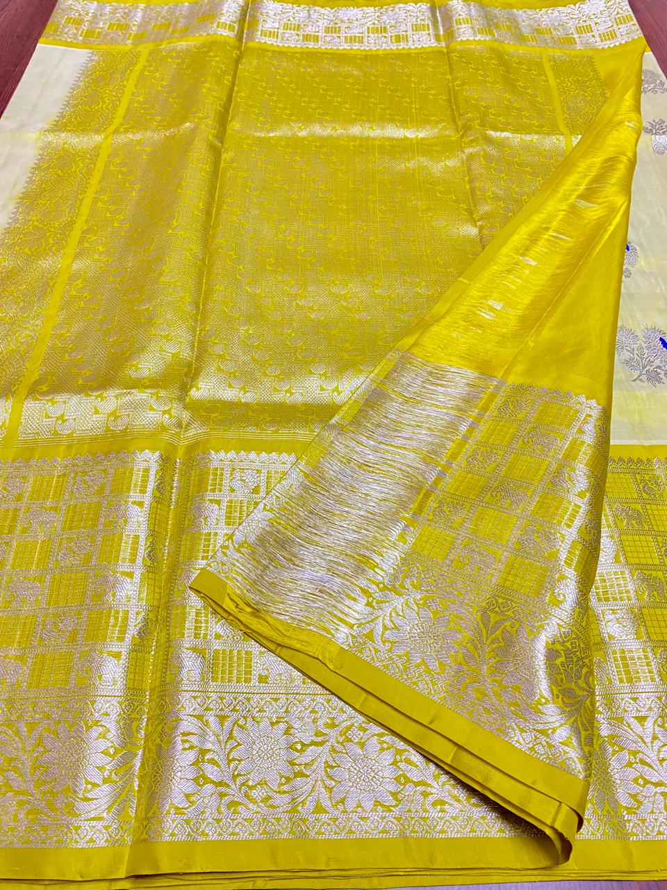 Exquisite Venkatagiri Pure Silk Handloom Saree