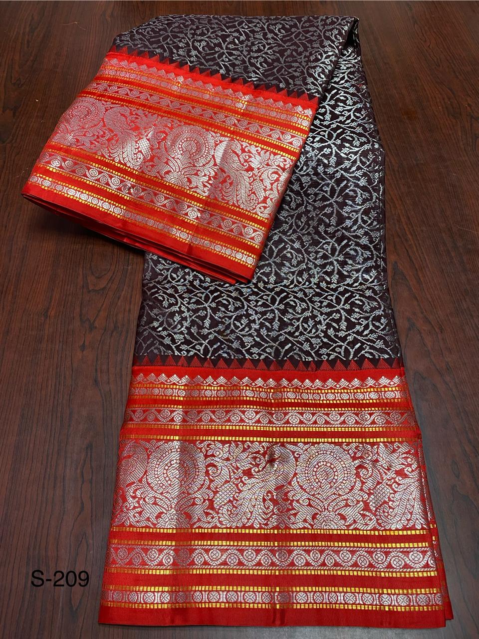 Authentic Silk Handloom Venkatagiri Saree