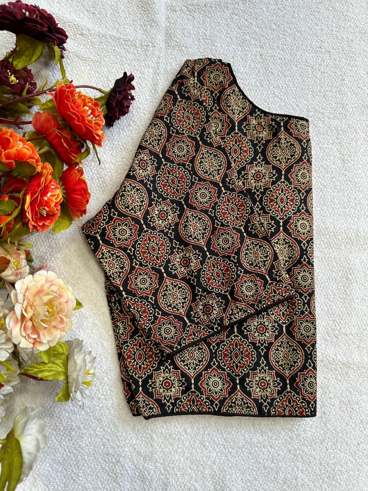 Cotton natural dye handblock print boat neck neck blouse