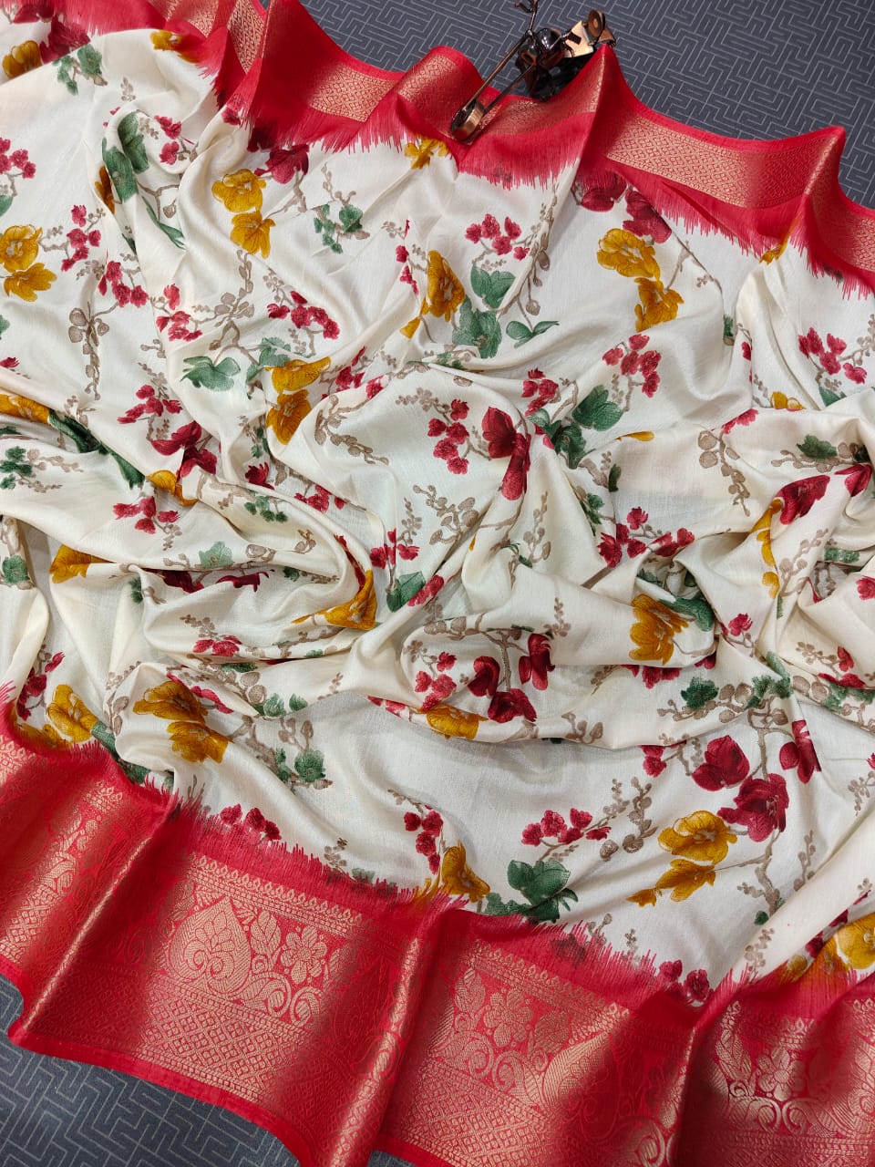 Dola Soft Silk Saree