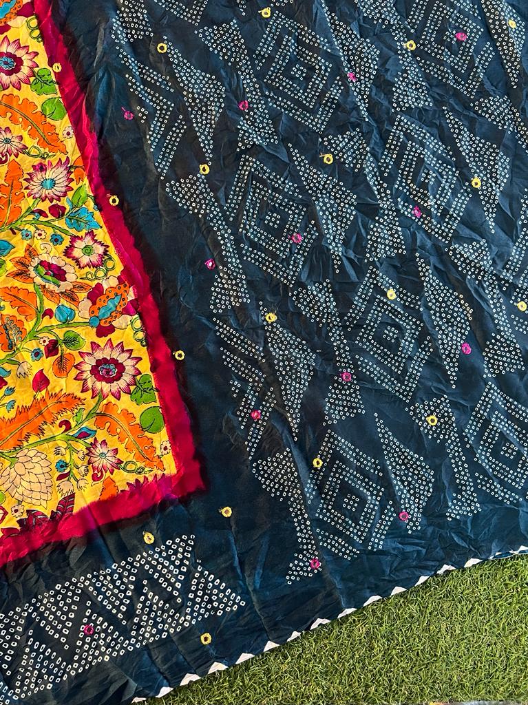 Fusion of kalamkari and bandhani printed crush silk saree