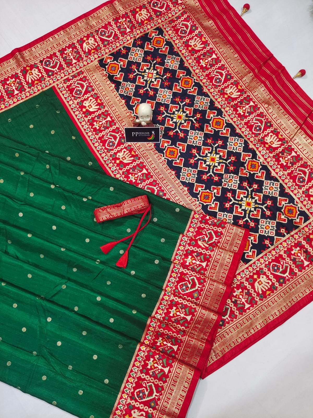Handloom Dola Silk Saree