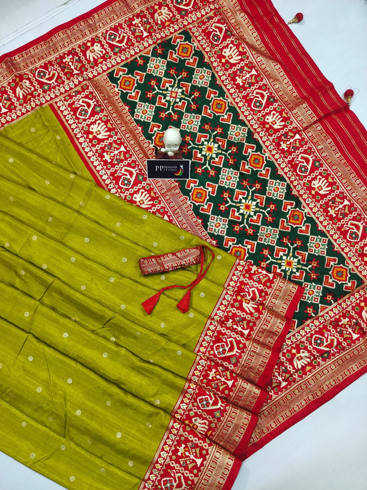 Handloom Dola Silk Saree