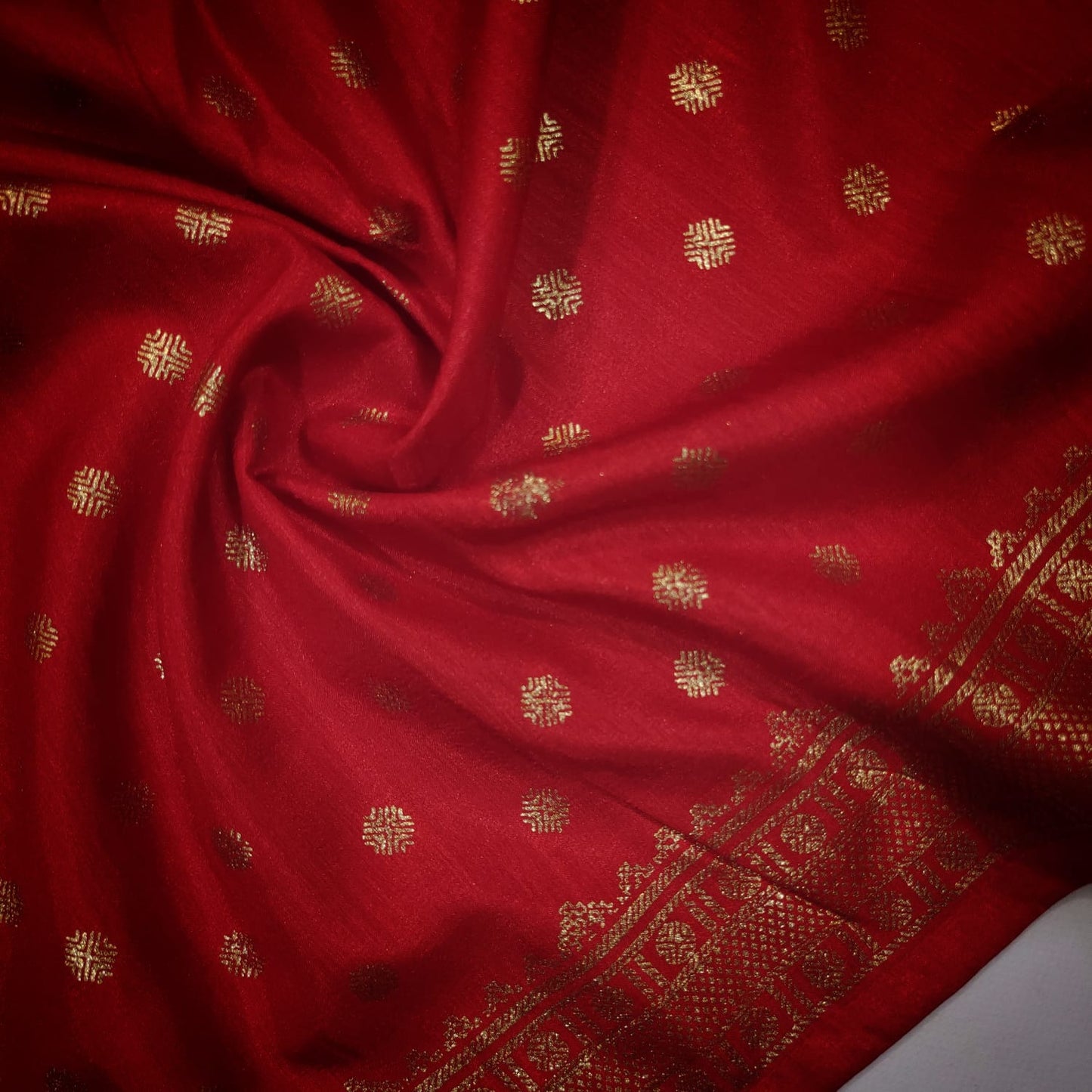 Handloom Dola Silk Saree