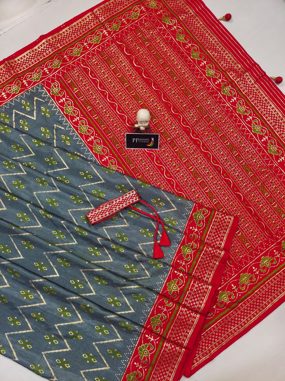 Handloom Dola Silk Saree