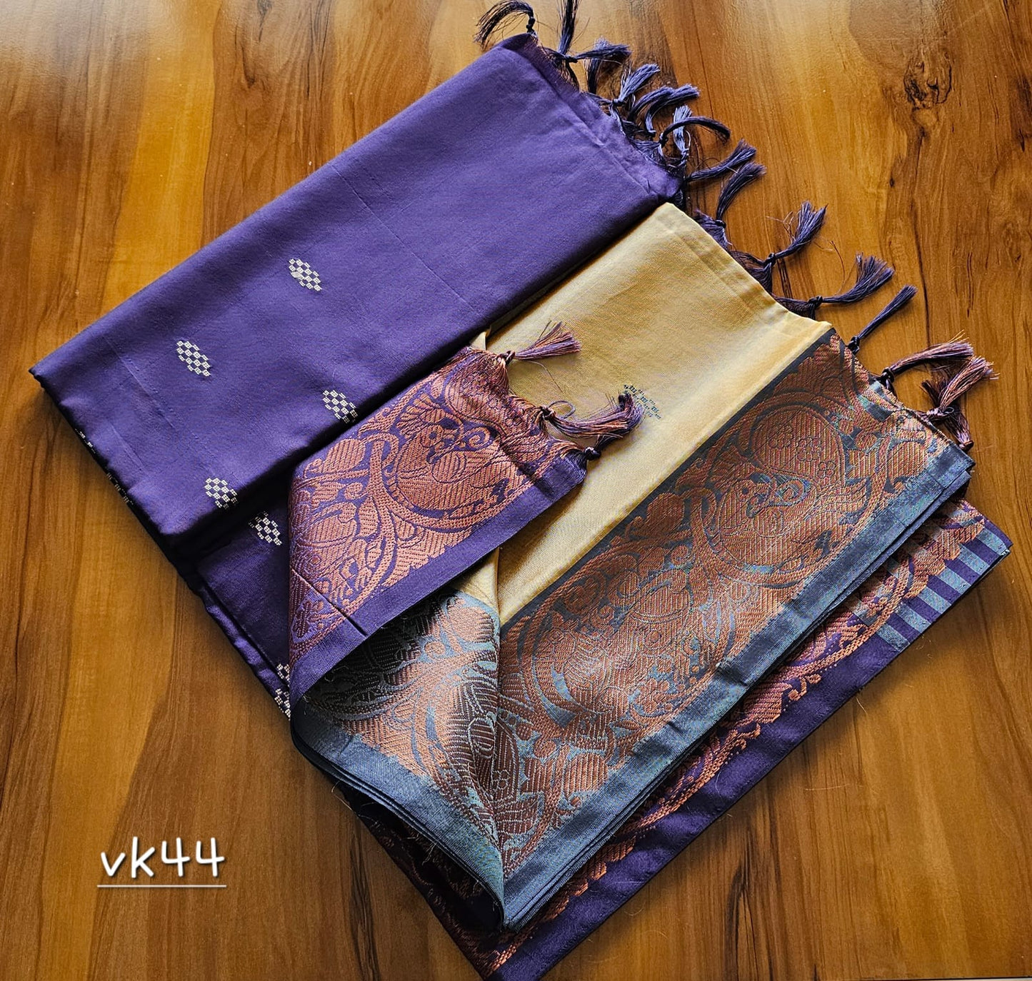 Kanchi Copper Vazhai Pattu Saree