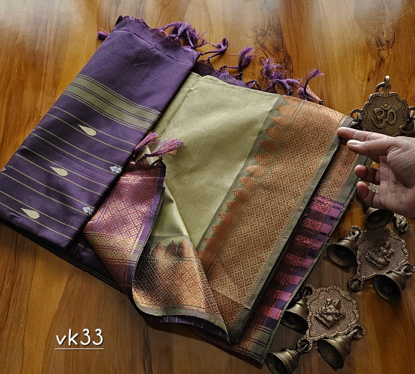 Kanchi Copper Vazhai Pattu Saree