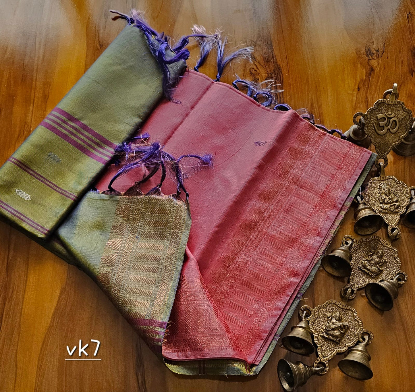 Kanchi Copper Vazhai Pattu Saree