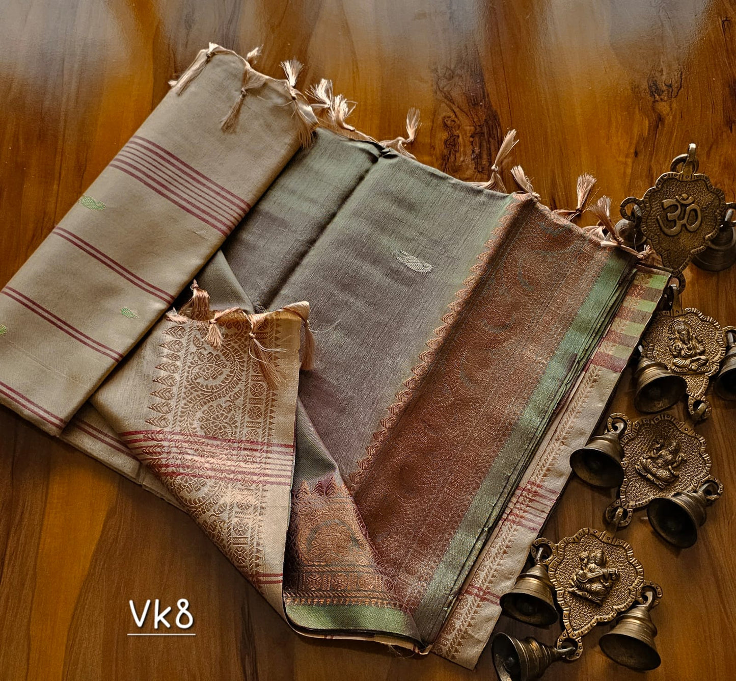 Kanchi Copper Vazhai Pattu Saree