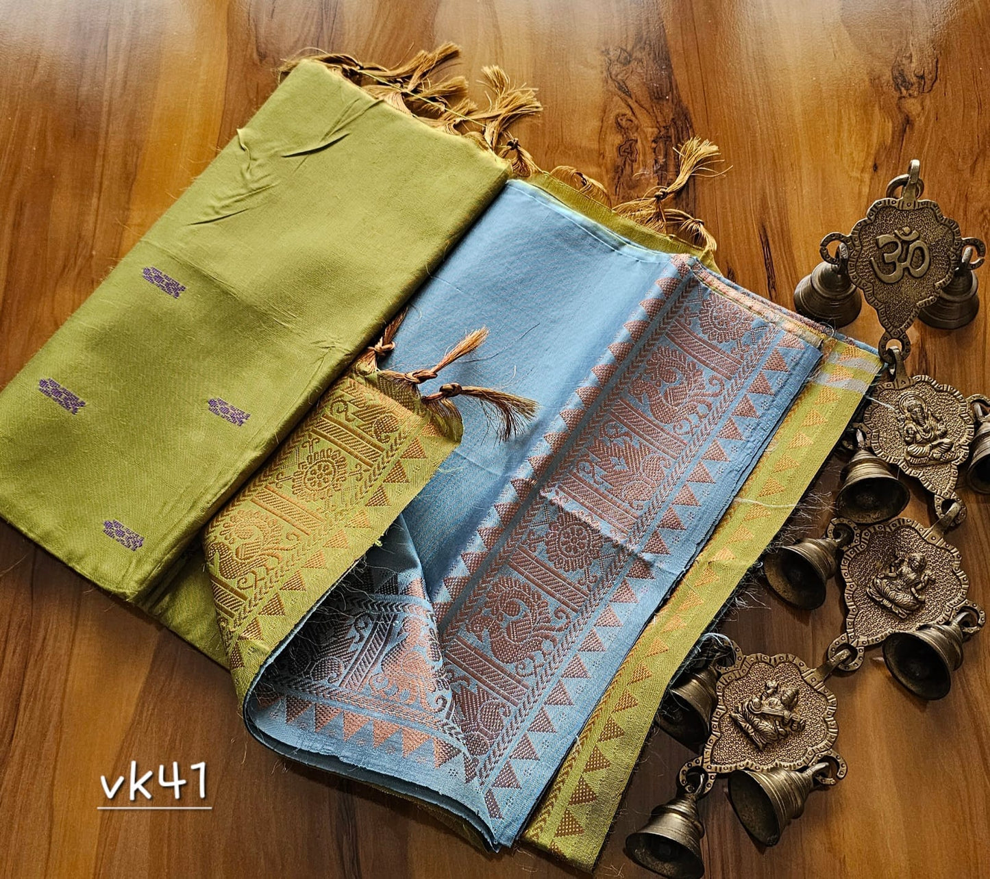 Kanchi Copper Vazhai Pattu Saree