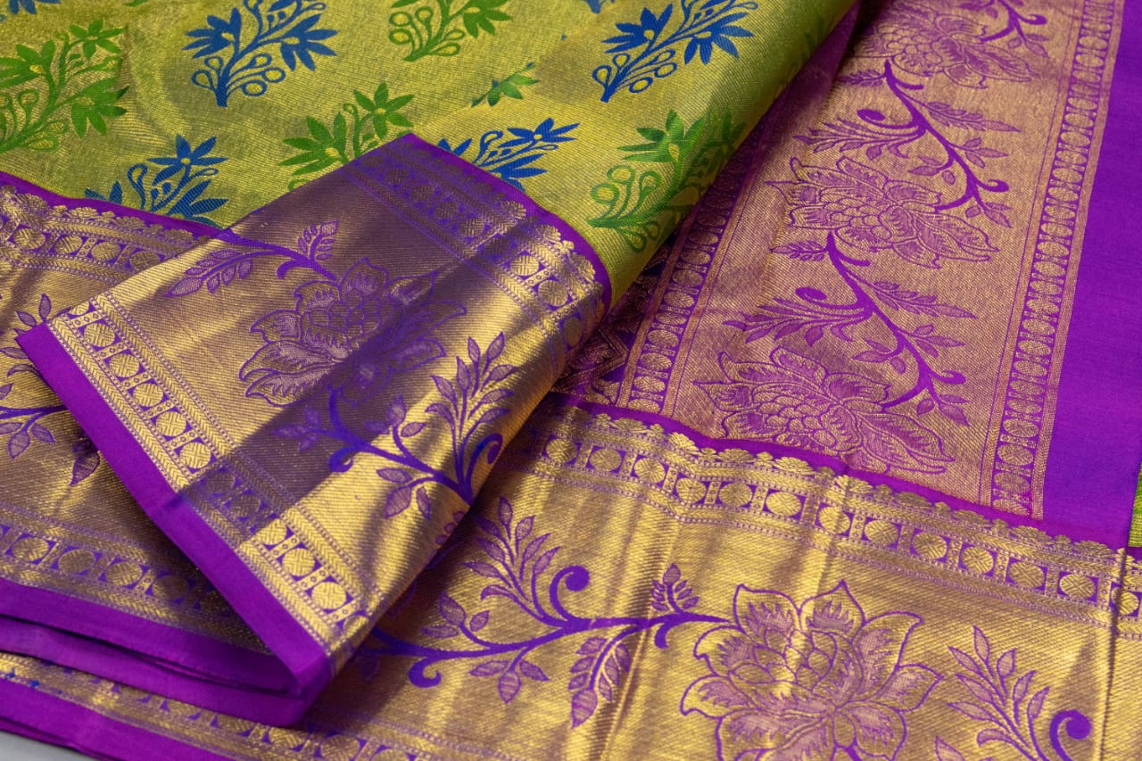 Kanchipuram Floral Designs Saree