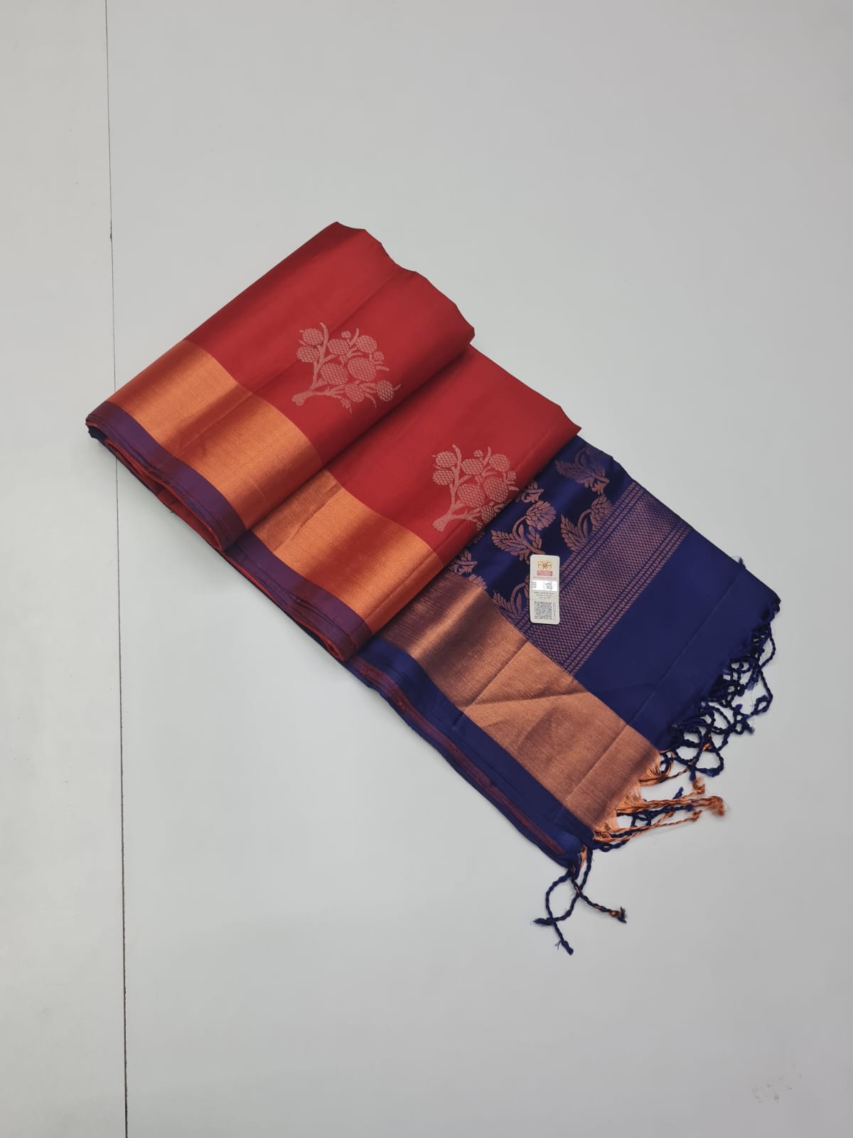 Kanchipuram Pure Tissue Border Soft Silk Saree