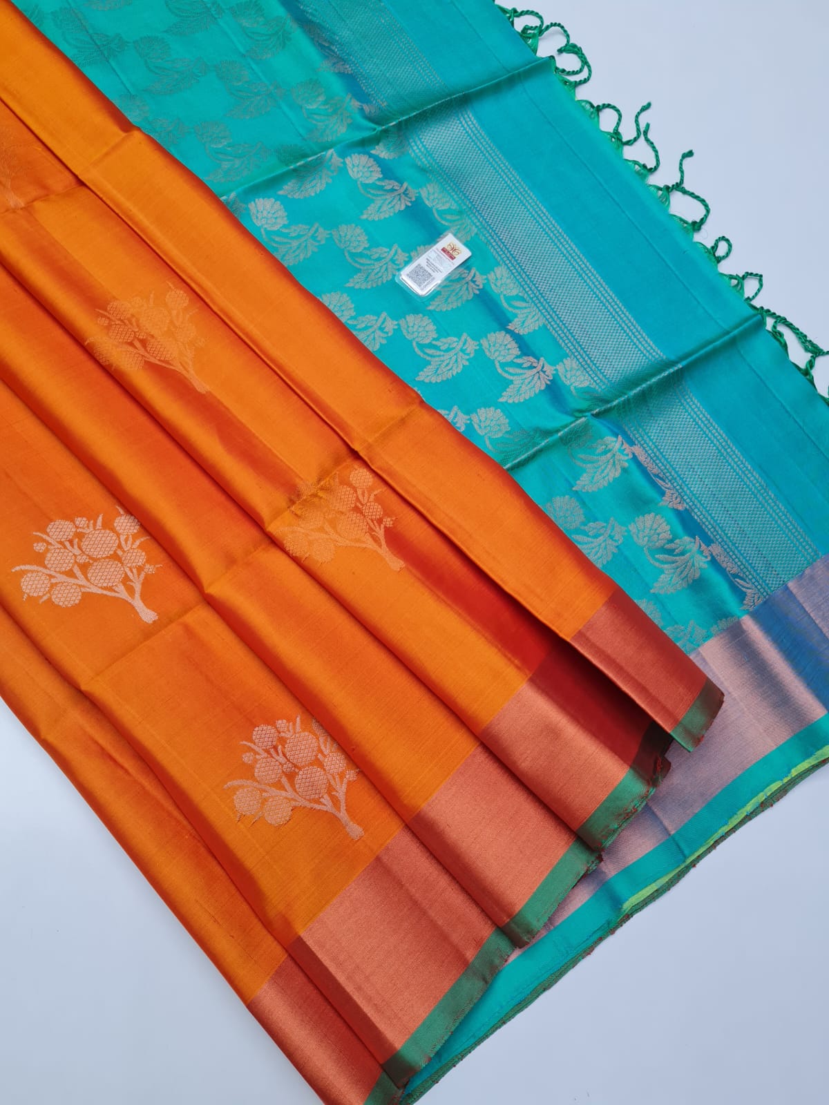 Kanchipuram Pure Tissue Border Soft Silk Saree