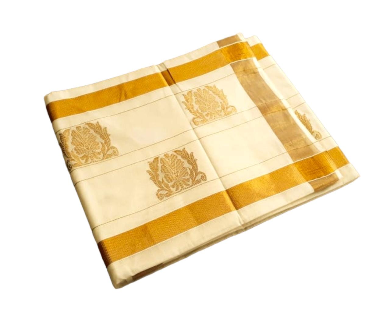 Kerala cotton butta work pallu saree