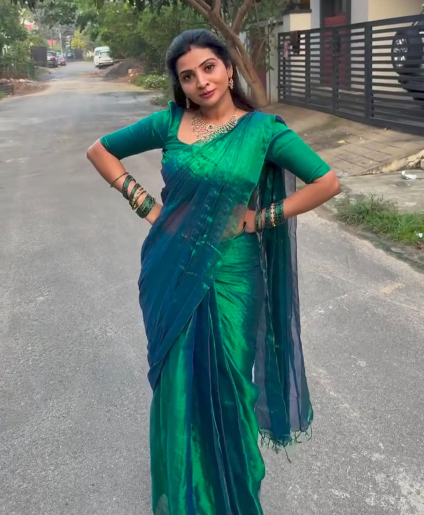 Dual Tone Tissue Cotton Saree