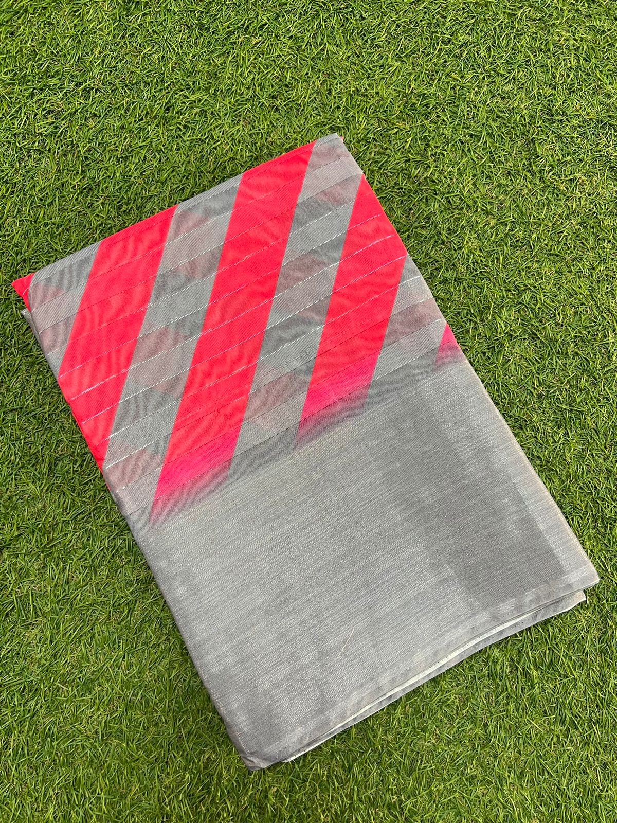 Laheriya Soft Jute Silk Saree