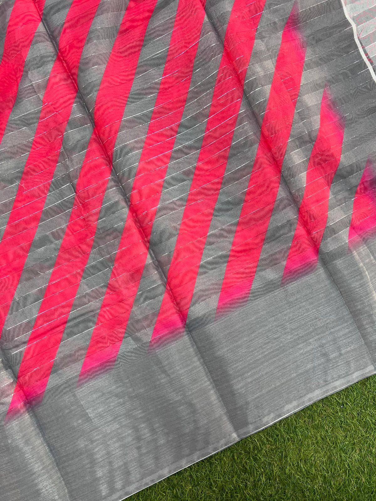 Laheriya Soft Jute Silk Saree