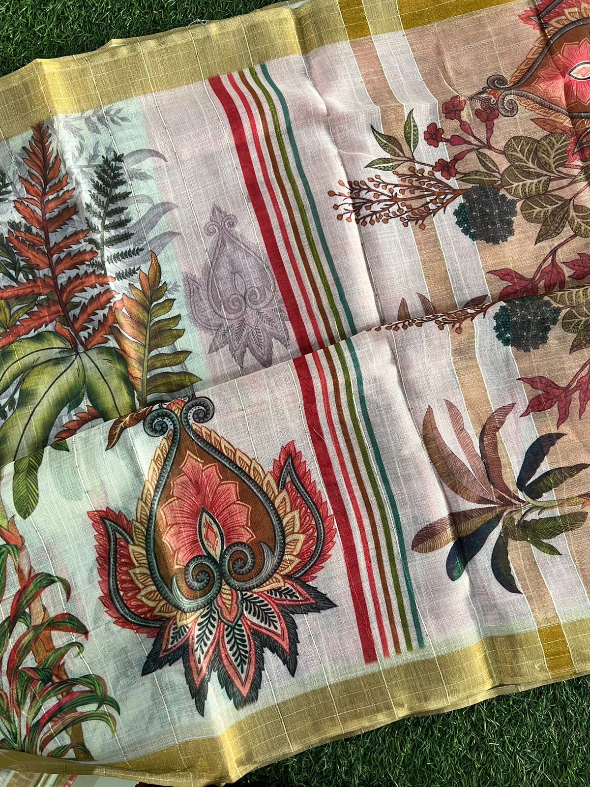 Linen and Cotton Printed Saree