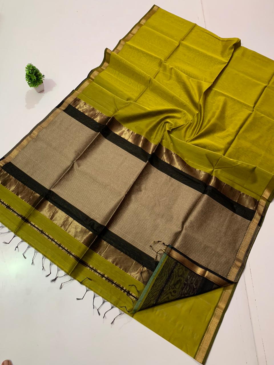 Maheshwari Handloom Silk Cotton Saree