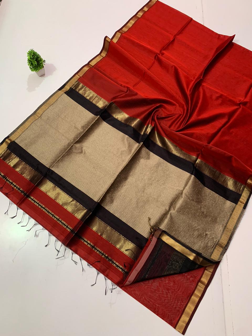Maheshwari Handloom Silk Cotton Saree