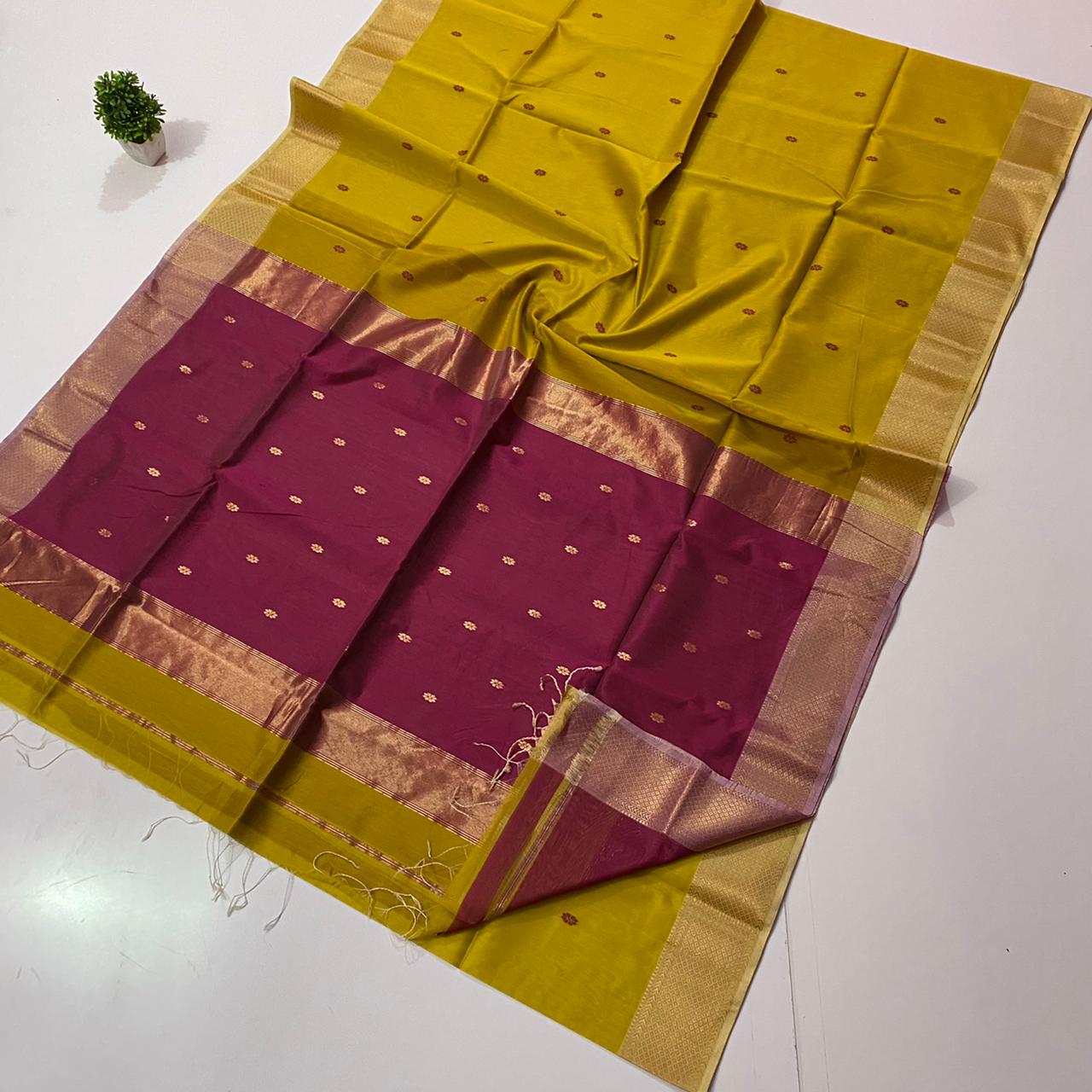 Maheshwari Handwoven Butta Saree