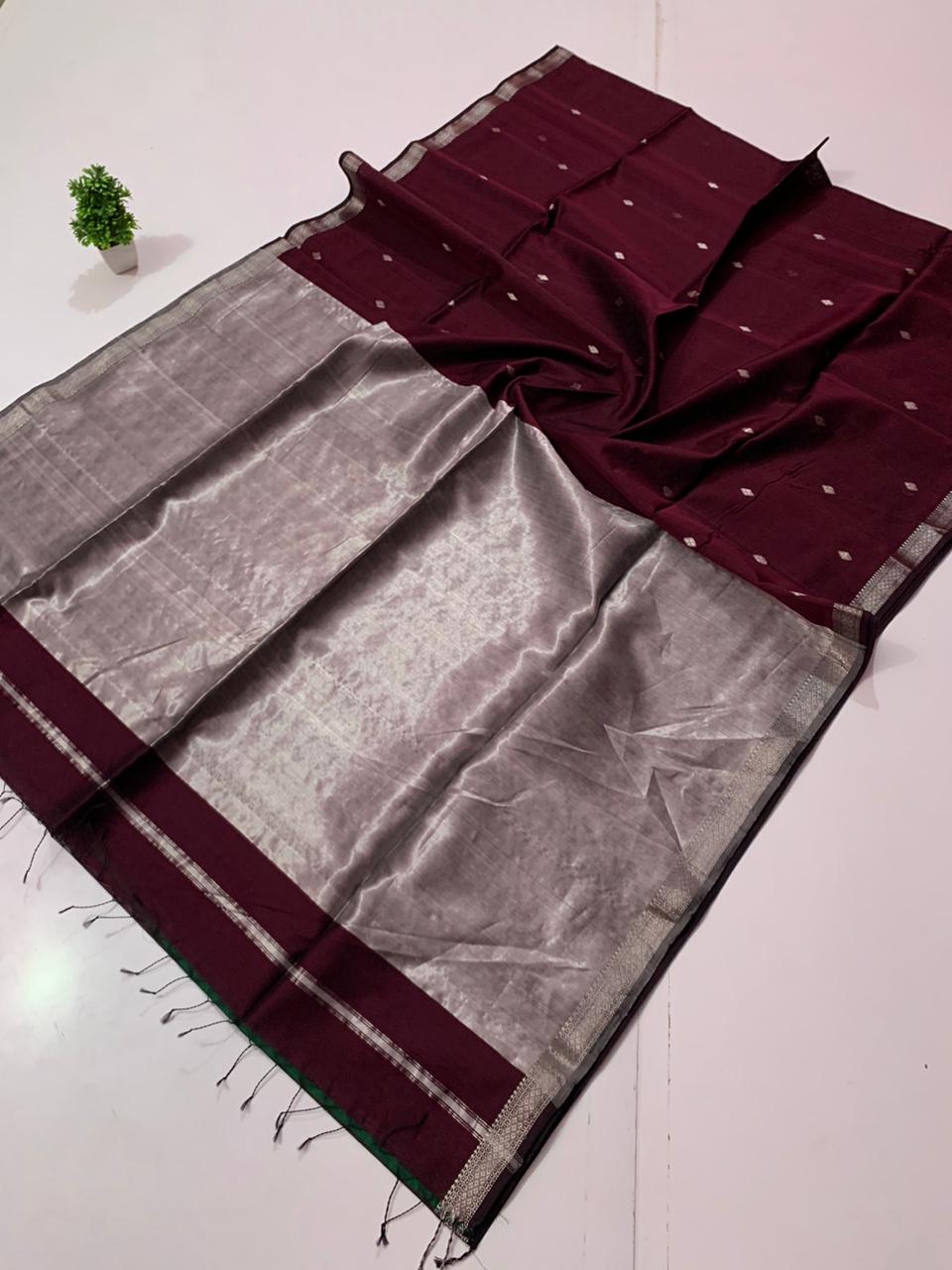 Maheshwari Silver Border Saree