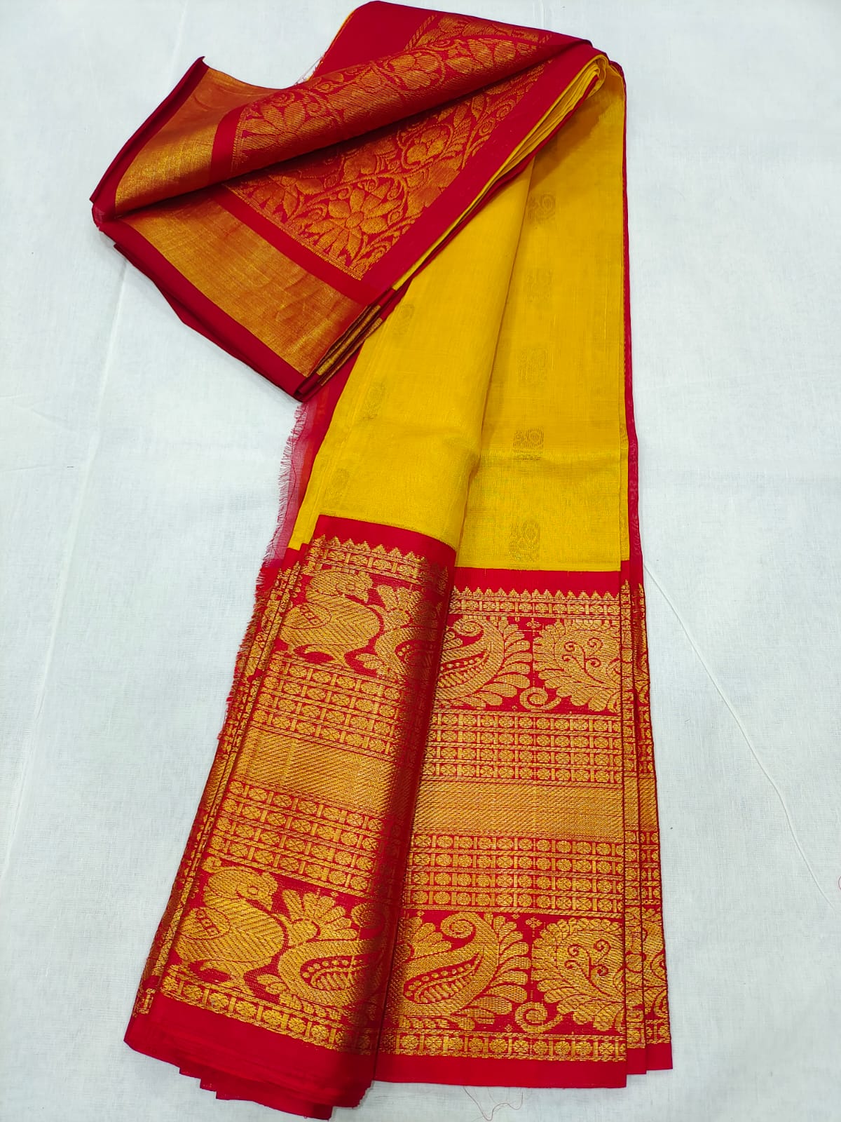 Kuppadam pattu kanchi border saree