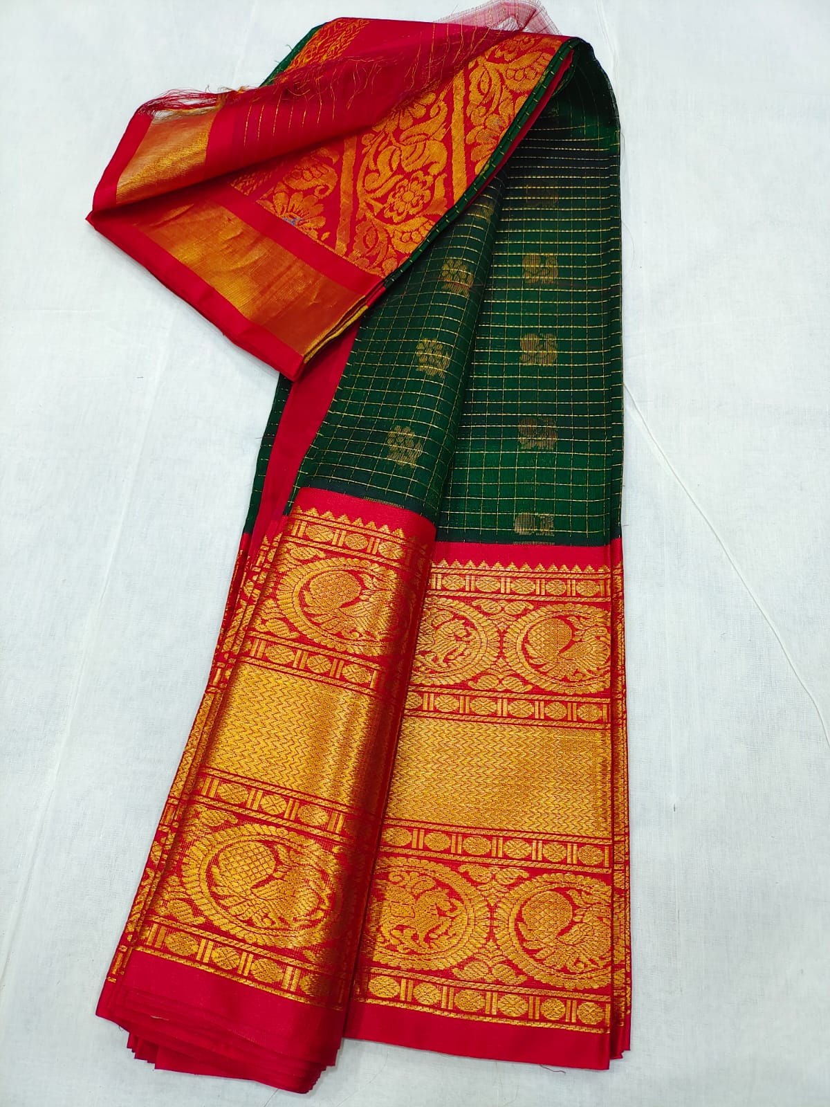 Kuppadam pattu kanchi border saree