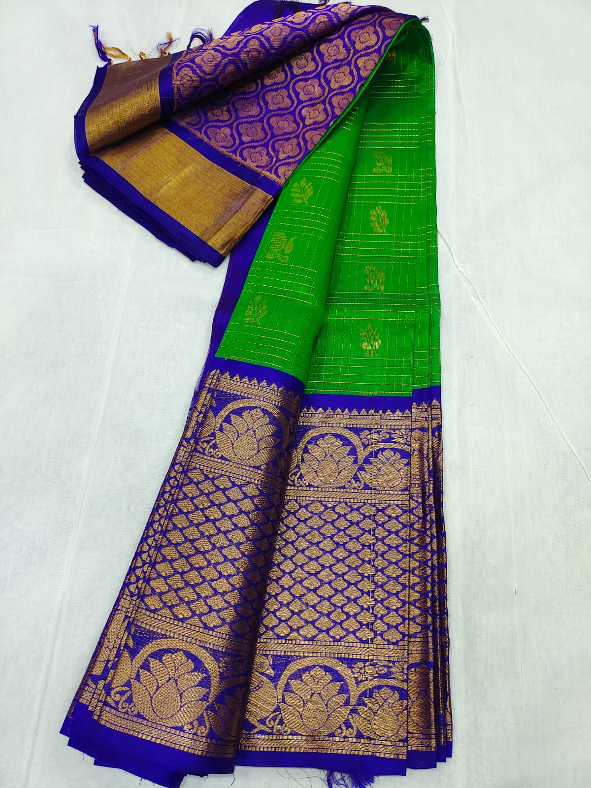 Kuppadam pattu kanchi border saree
