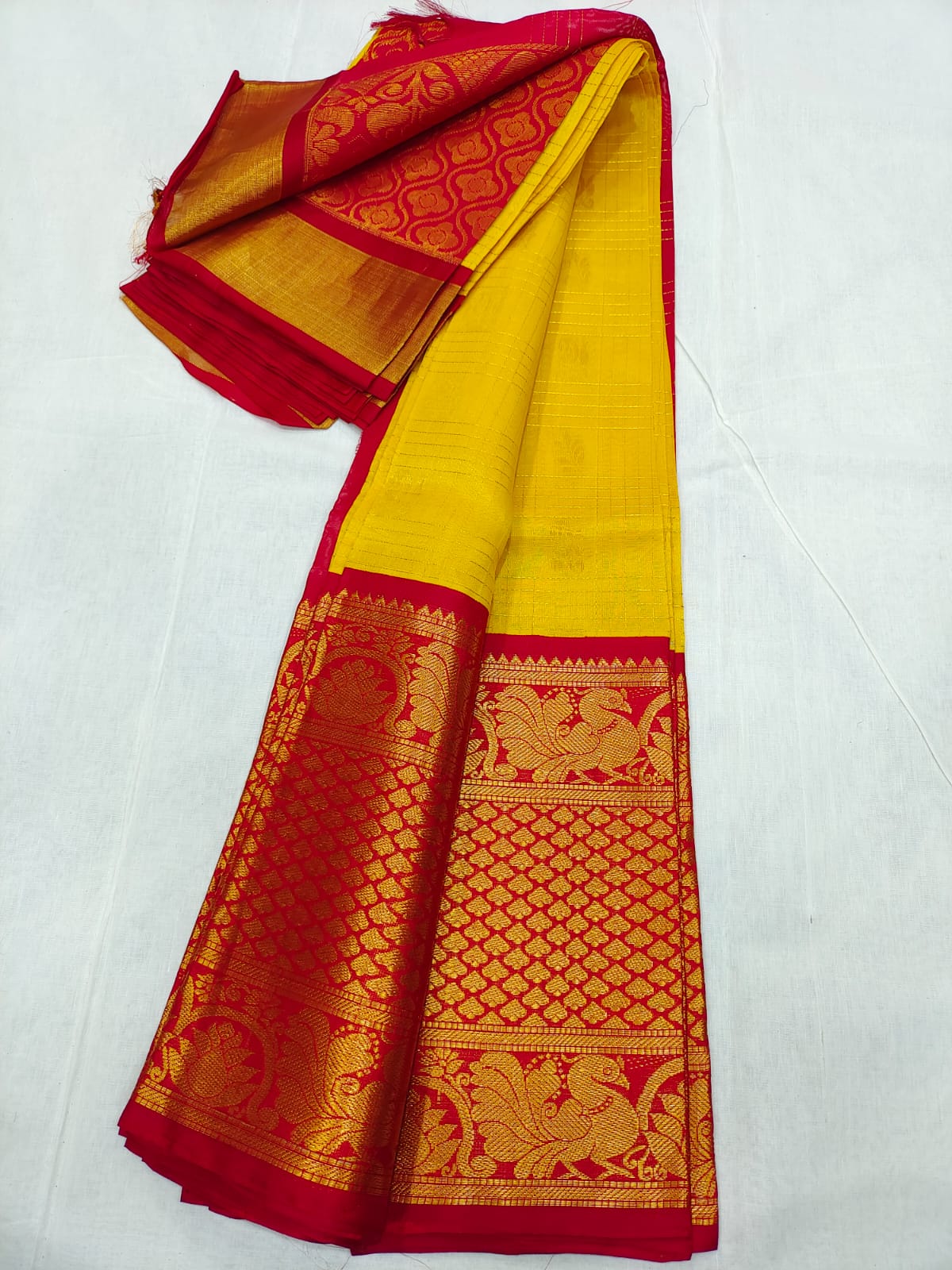 Kuppadam pattu kanchi border saree