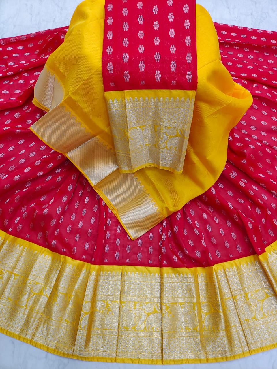 Mangalagiri pattu kuppadam kanchi border lehenga material