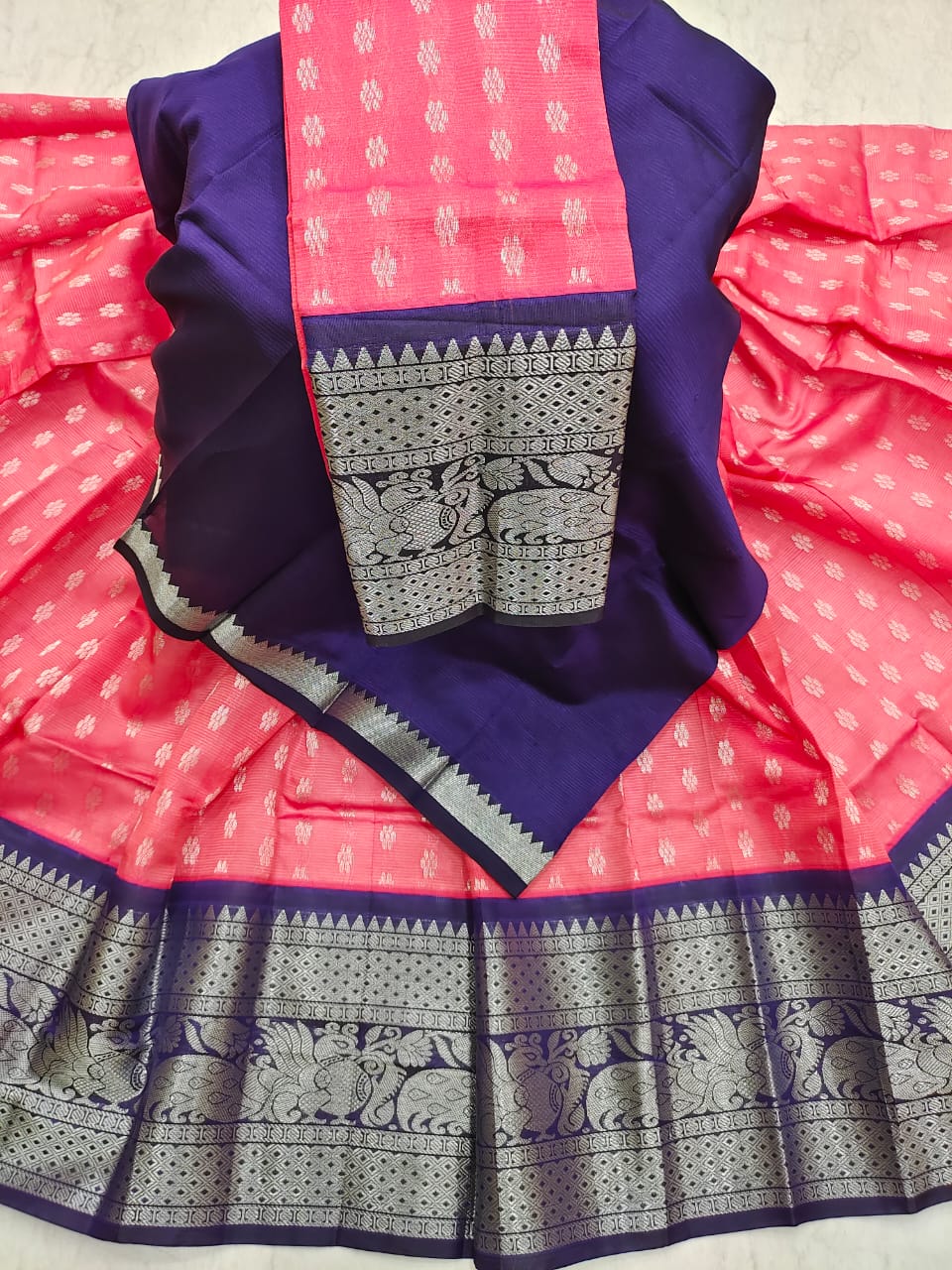 Mangalagiri pattu kuppadam kanchi border lehenga material
