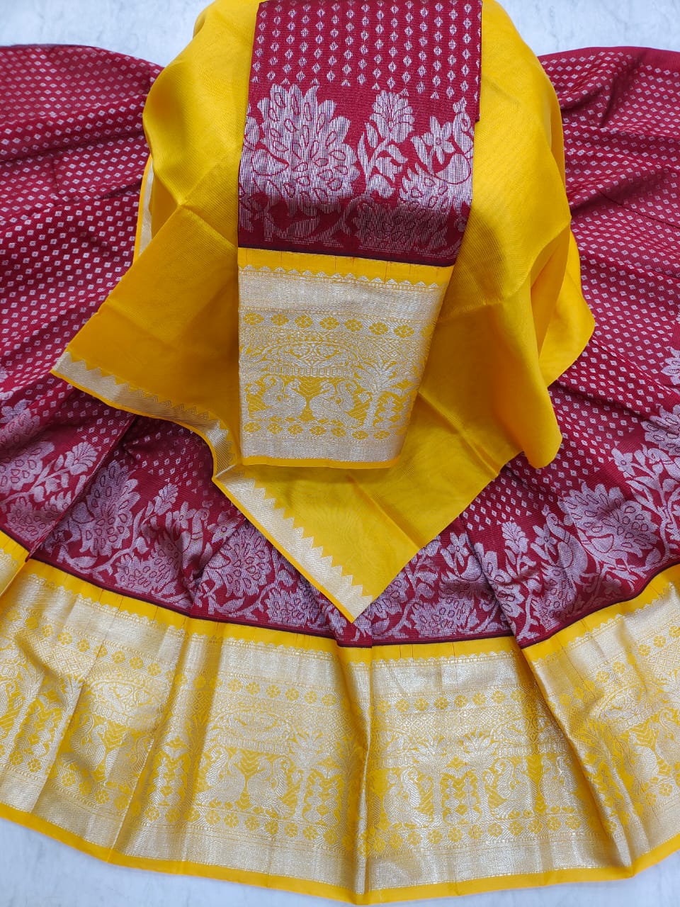 Mangalagiri pattu kuppadam kanchi border lehenga material