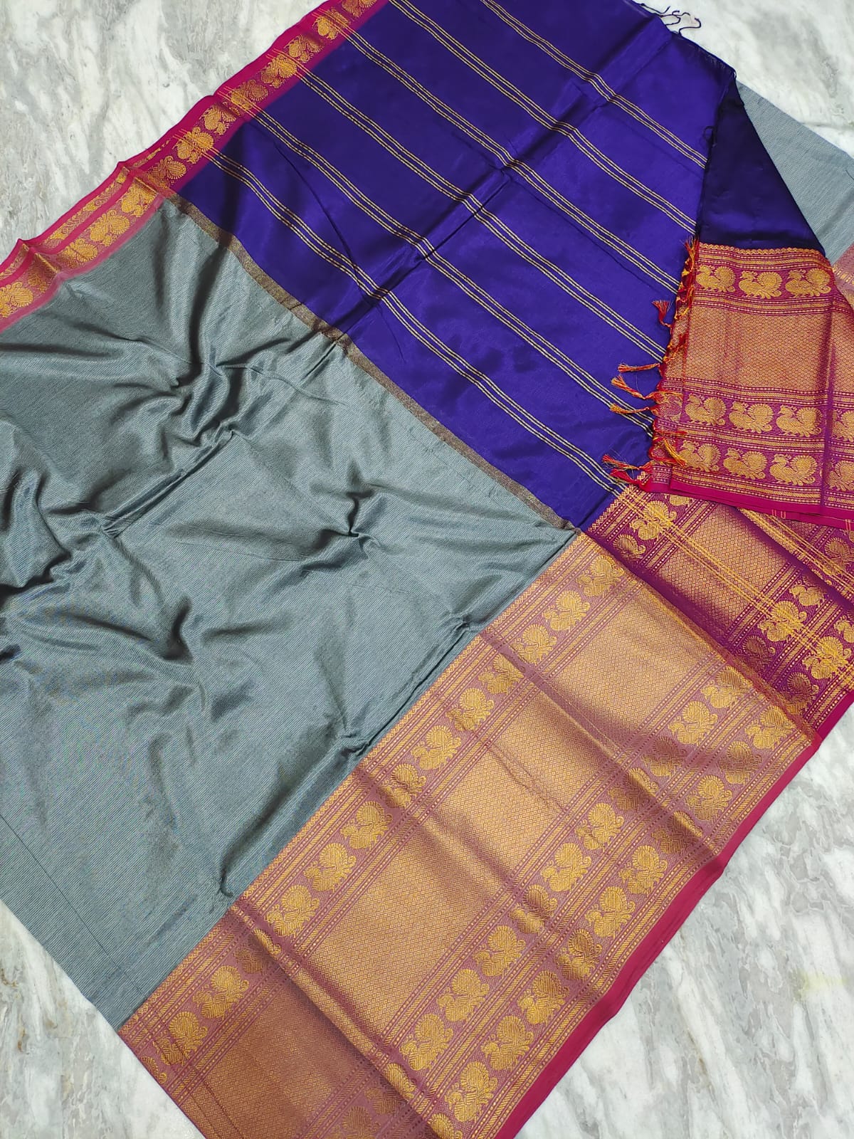 Manglagiri pattu big kanchi border plain saree
