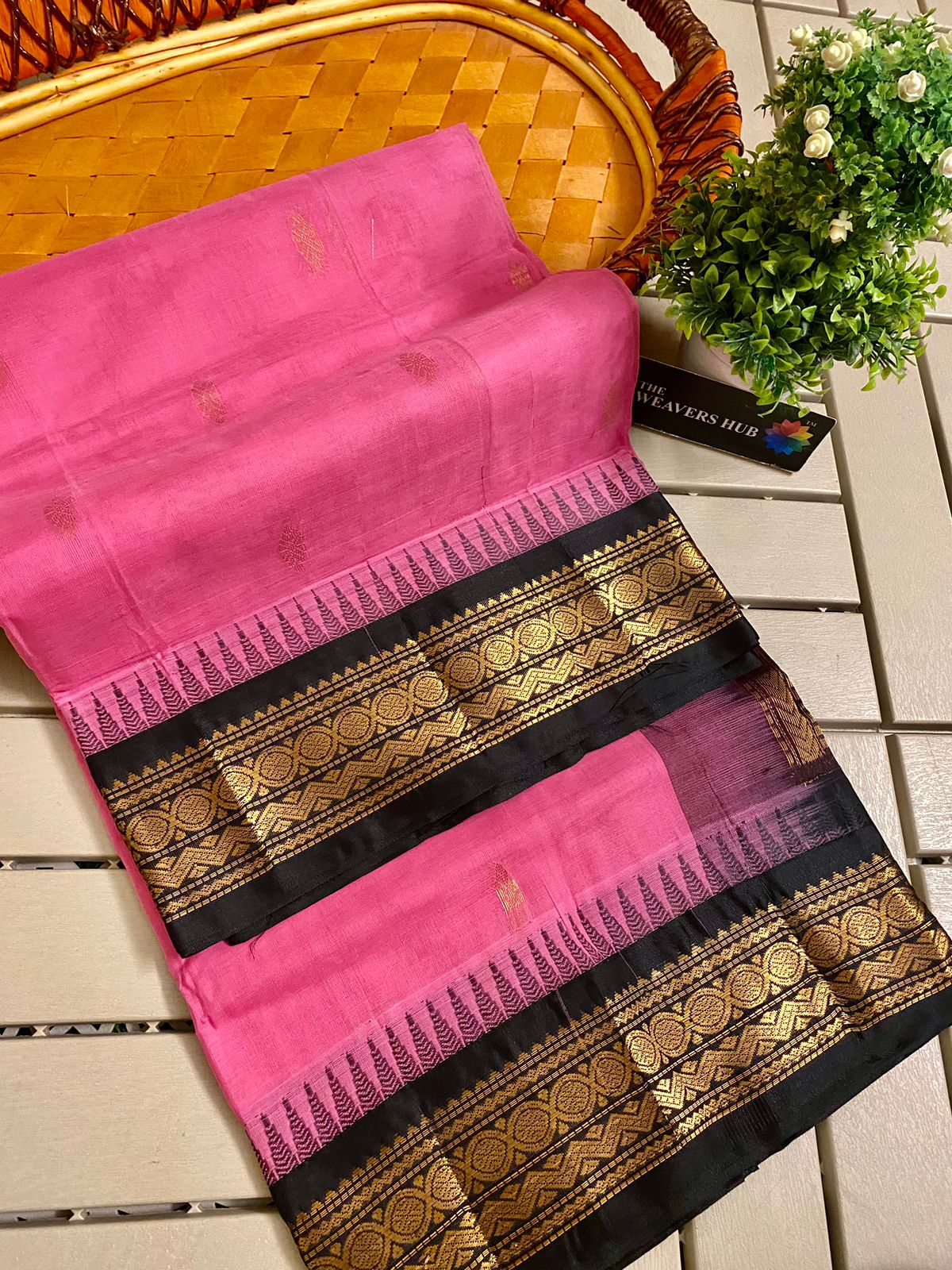 Pure Handloom Gadwal Cotton Saree