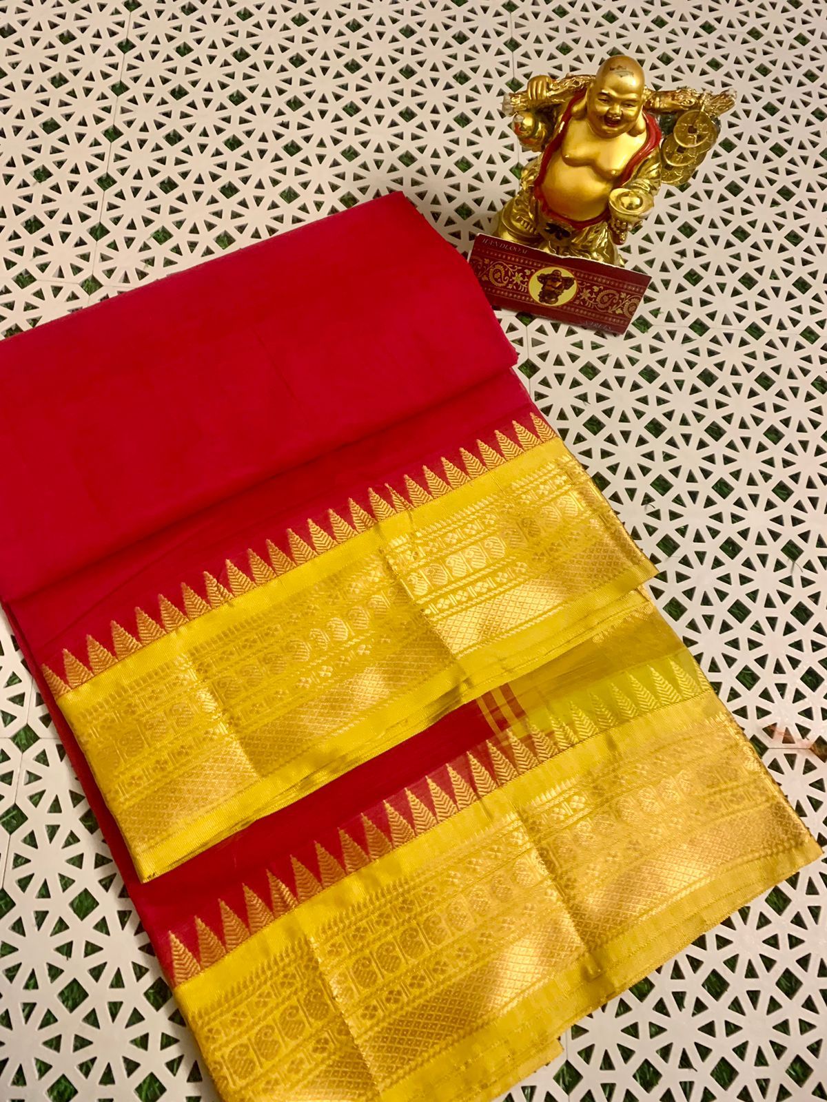 Pure Handloom Gadwal Cotton Saree
