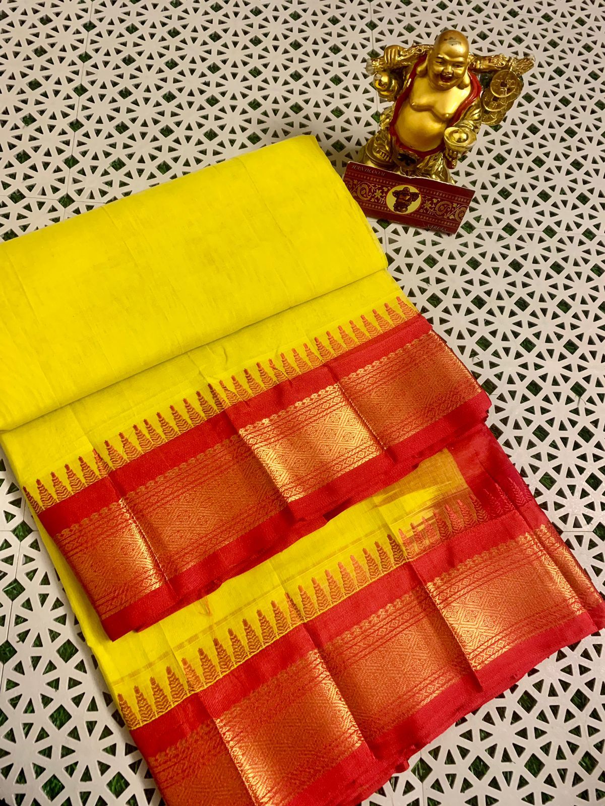 Pure Handloom Gadwal Cotton Saree