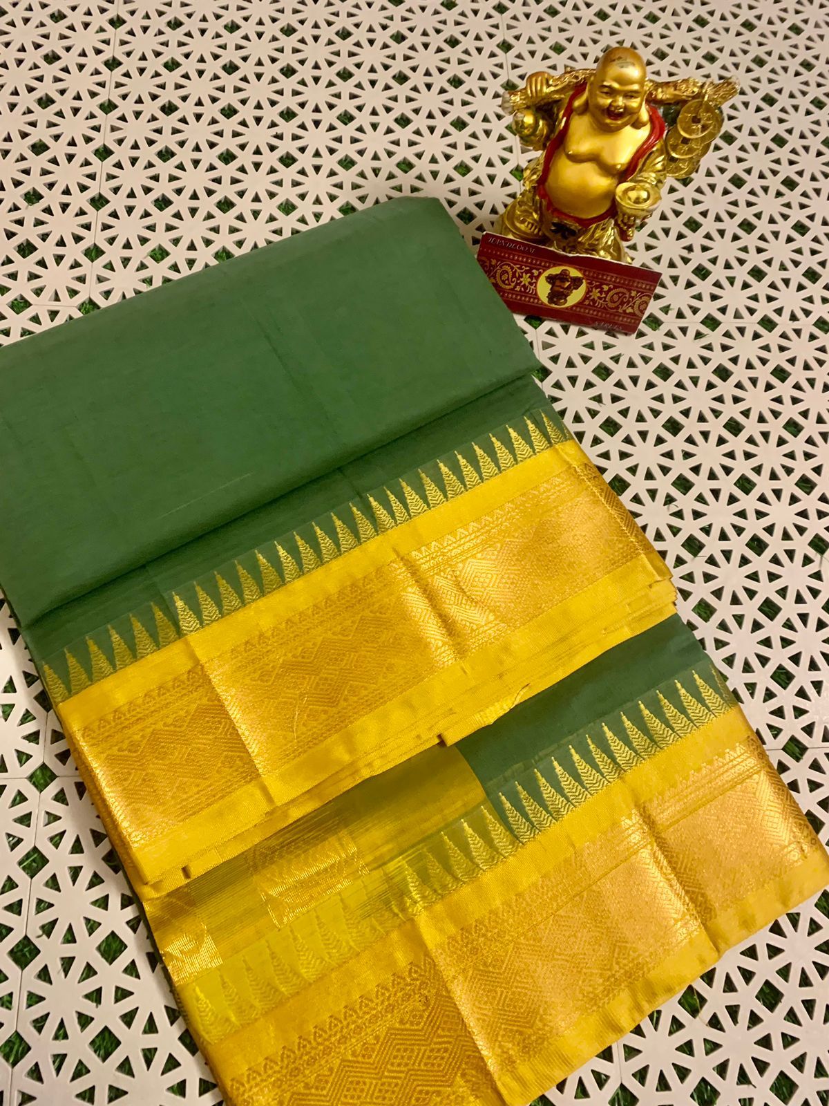 Pure Handloom Gadwal Cotton Saree