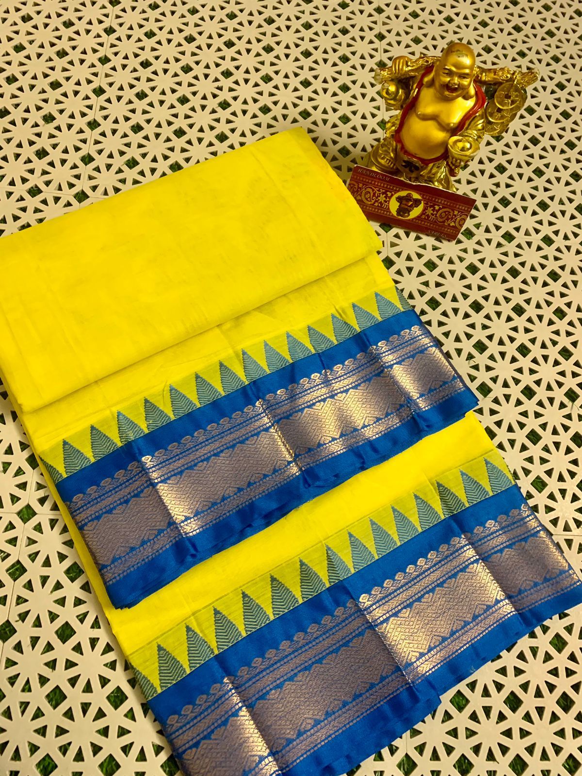 Pure Handloom Gadwal Cotton Saree