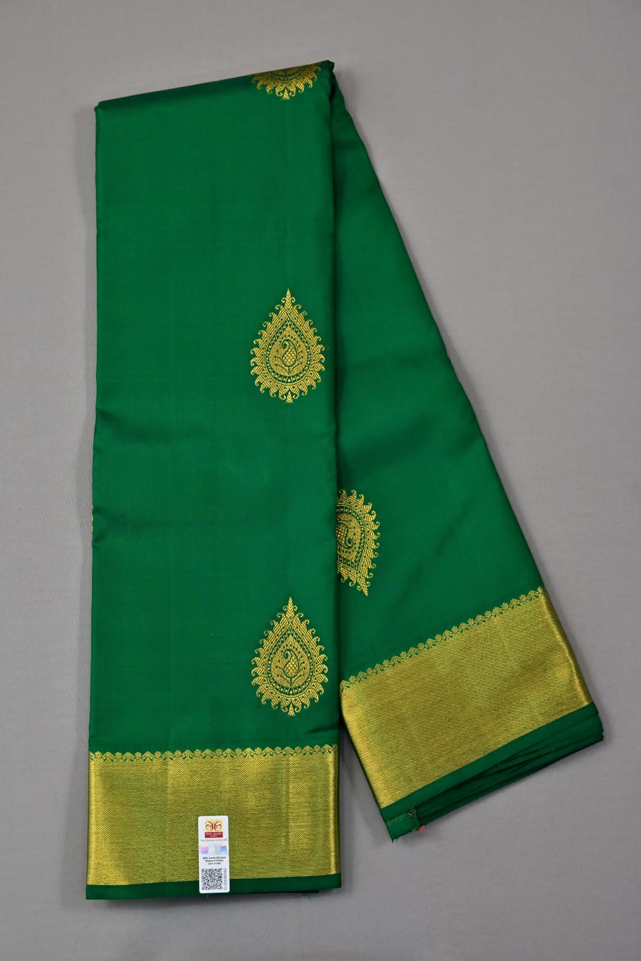 Pure Handloom Kanchipuram Leaf Green Colour Silk Saree