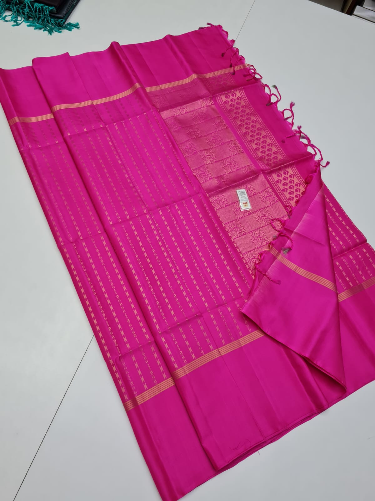 Pure Handloom Kanchipuram Soft Silk Butta Saree