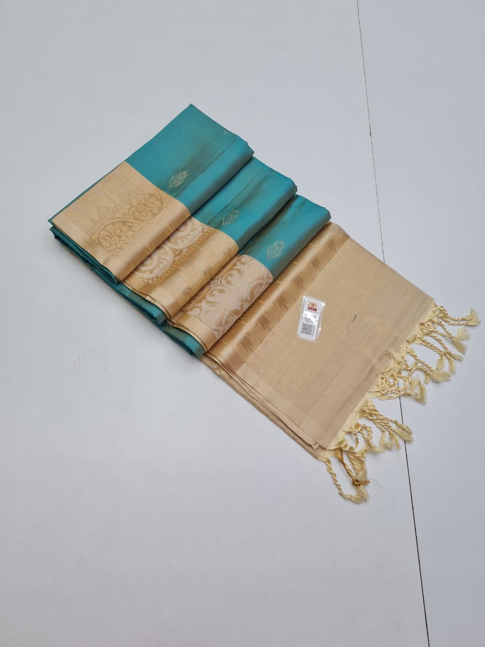 Pure Handloom Kanchipuram Turning Soft Silk Saree