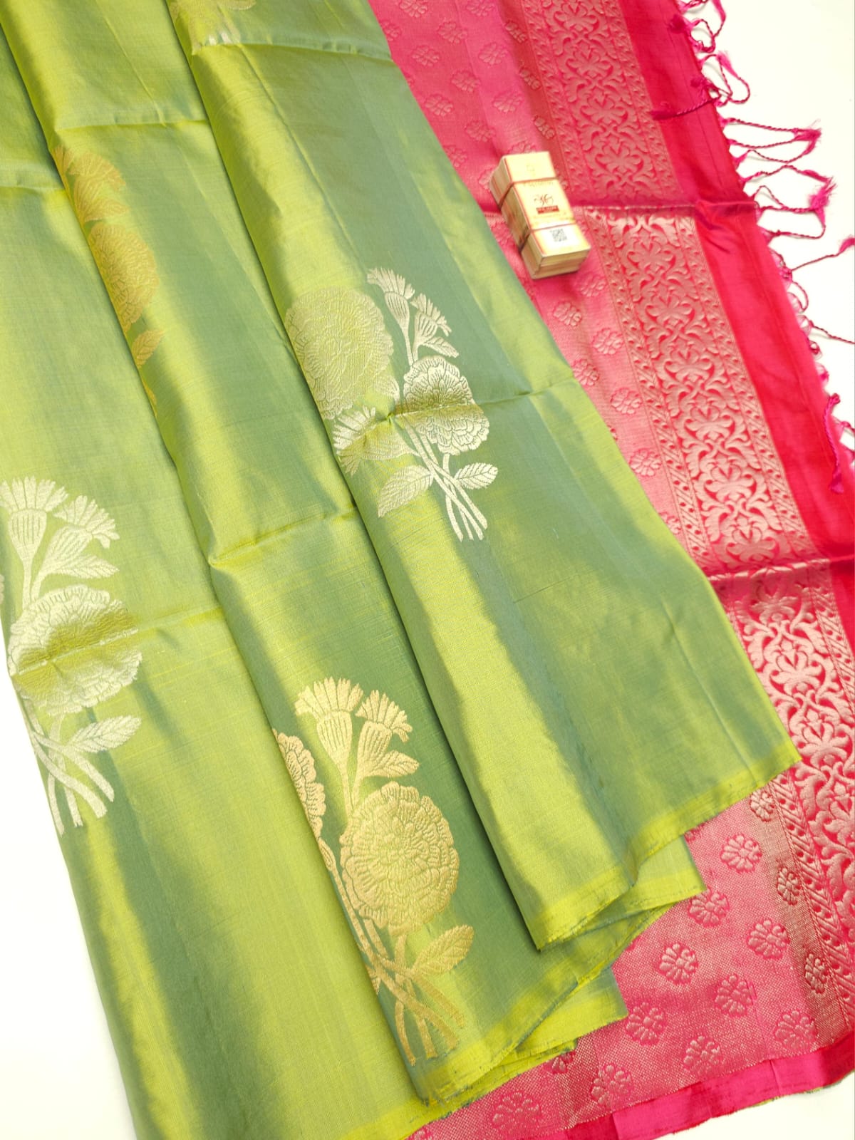 Pure Handloom Soft Silk Saree