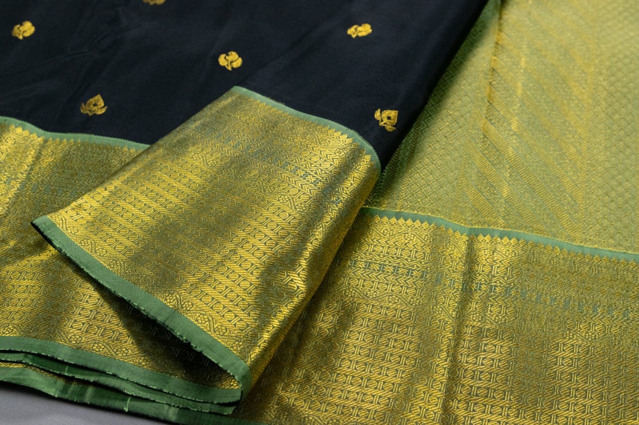 Pure Kanchipuram Black With Green Colour Silk Saree
