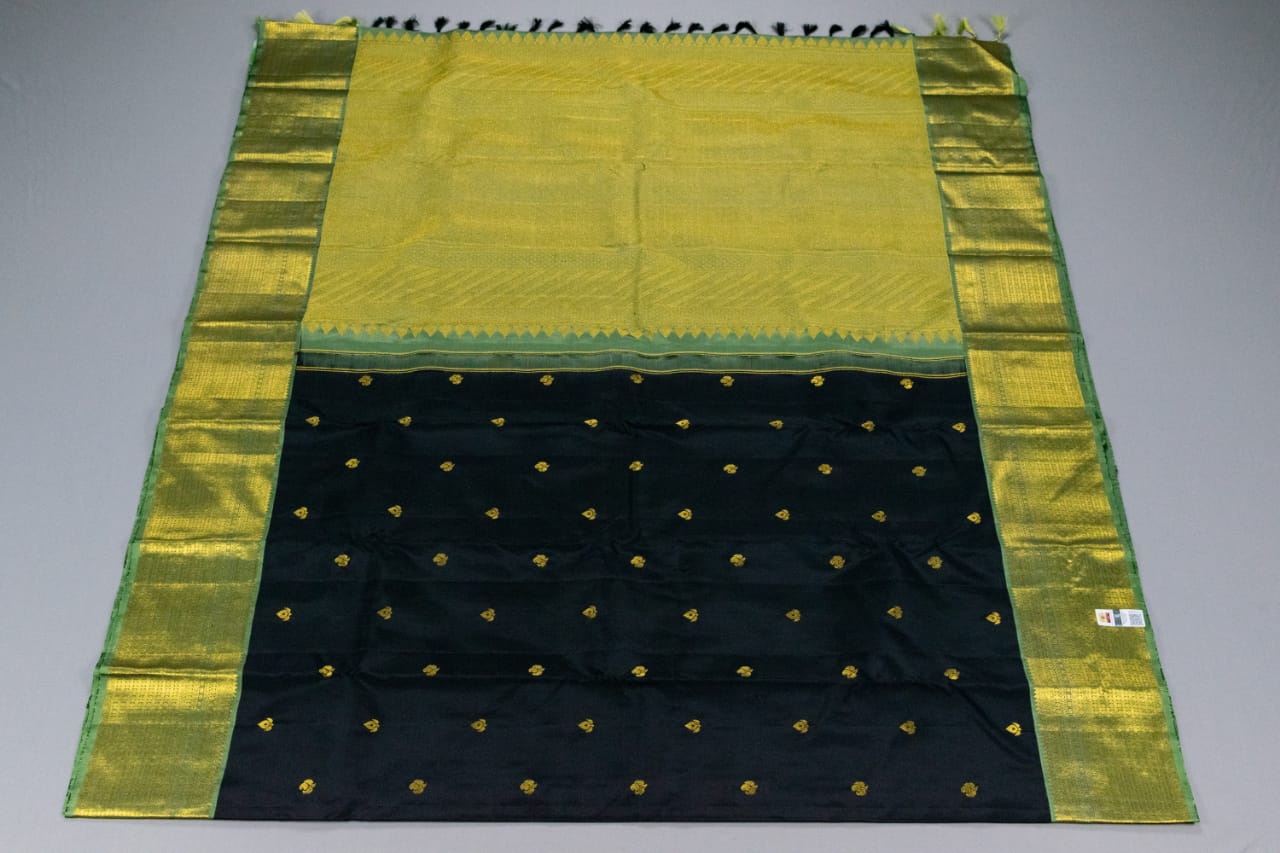Pure Kanchipuram Black With Green Colour Silk Saree