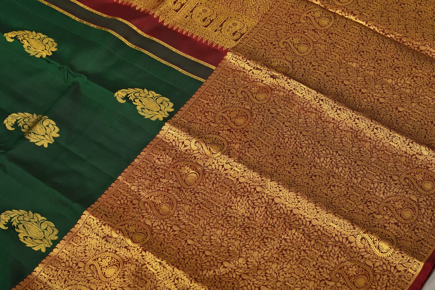 Pure Kanchipuram Bottle Green With Maroon Colour Silk Saree