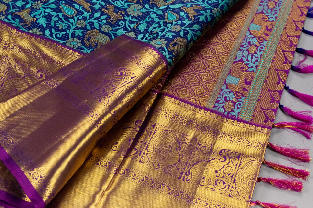 Pure Kanchipuram Handloom Dual Colour Silk Saree