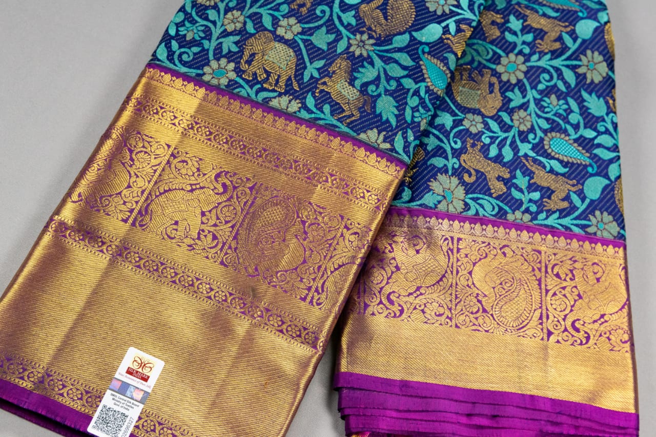 Pure Kanchipuram Handloom Dual Colour Silk Saree