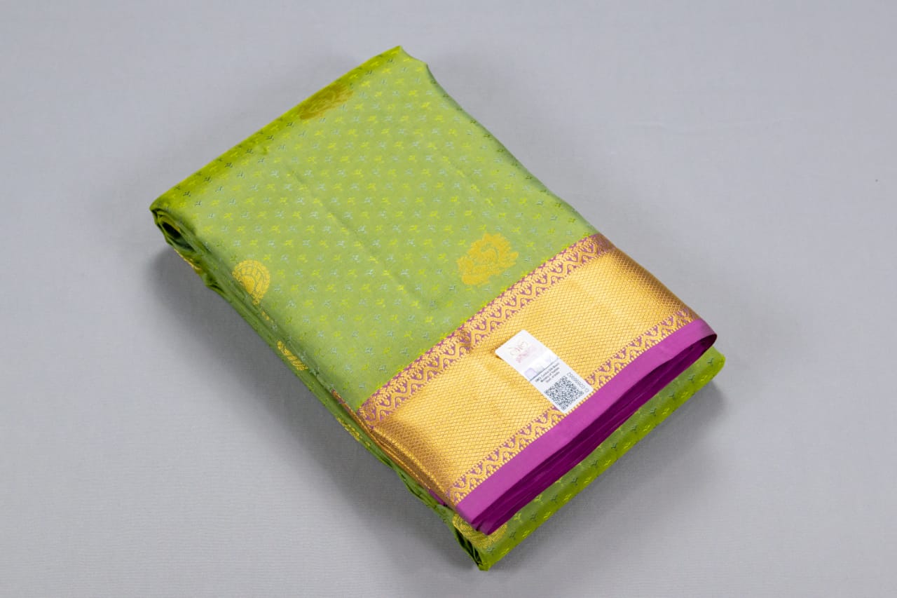 Pure Kanchipuram Elaichi With Pink Colour Silk Saree