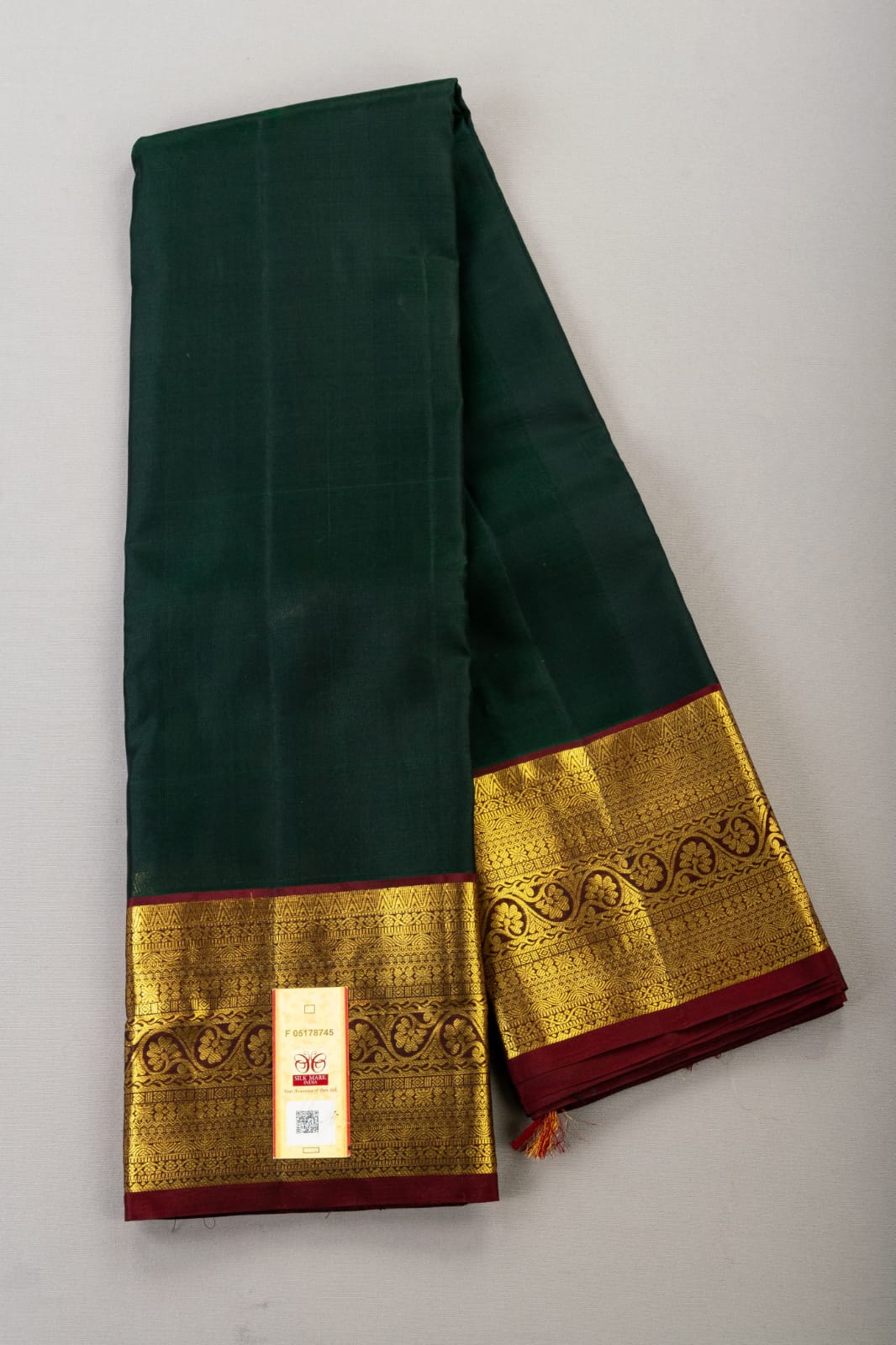 Handloom Kanchipuram Pure Silk Plain Saree